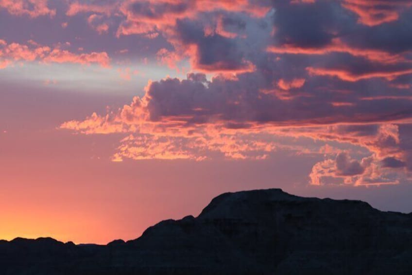 Evening Enchantment: Badlands Sunset & Stargazing