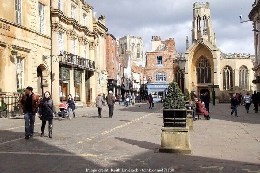 The Best of York Private Walking Tour: Landmarks & Hidden Gems