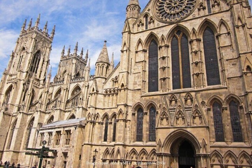 The Best of York Private Walking Tour: Landmarks & Hidden Gems