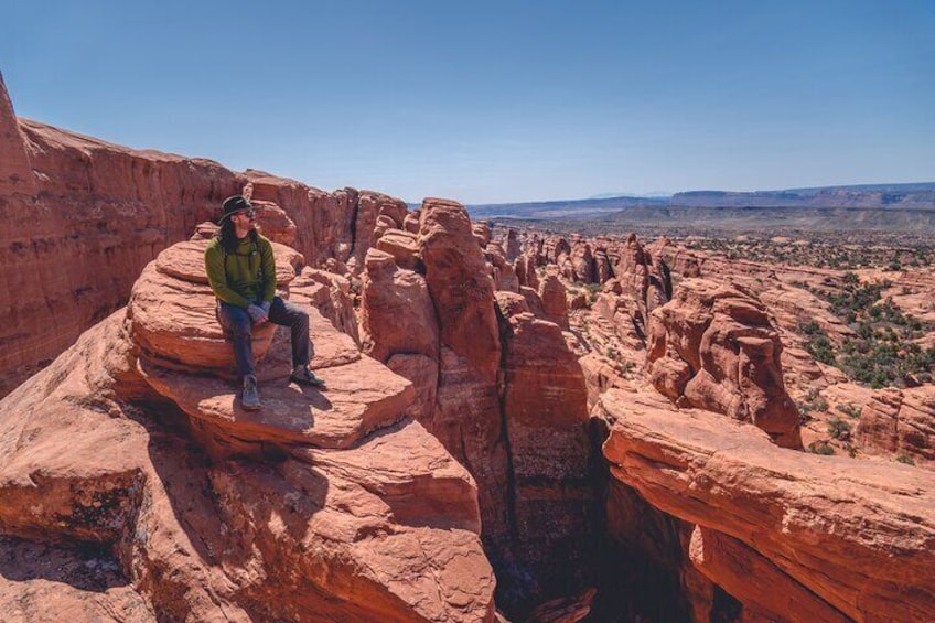 Full-Day Private Hiking Tour in Arches or Canyonlands National Park 