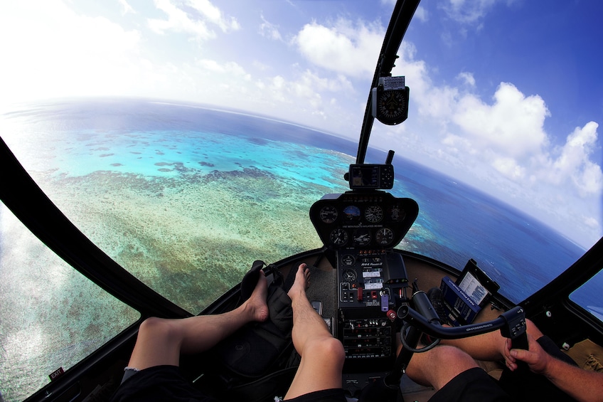 Full-Day Outer Great Barrier Reef & Helicopter Package
