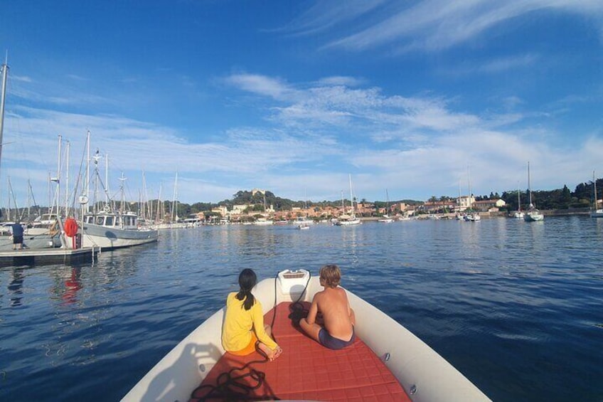 Porquerolles, entrance to the port