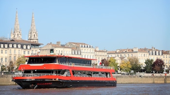 River Garonne Cruise with Wine Tasting