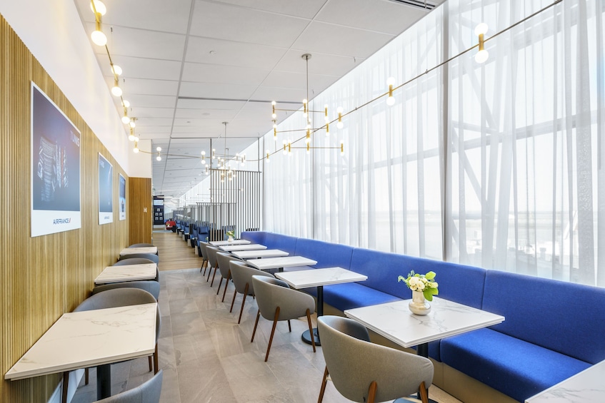 Air France Lounge at Montréal–Trudeau International Airport