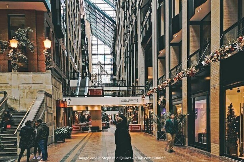The Underground Network of RÉSO Montréal: Private 2.5-hour Tour