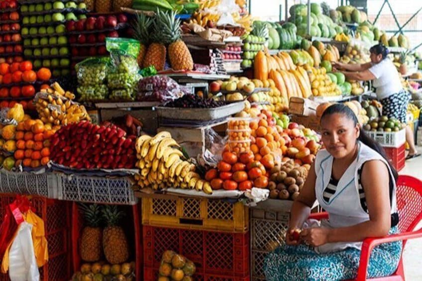 Ecuadorian Gastronomic Experience with Transfer