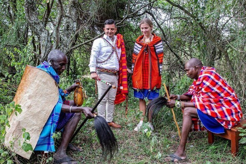 Cultural tours - Expert tribal safari experiences, most of our cultural experiences are visiting authentic remote villages, the cities and townships of Kenya represent a unique culture of its own.