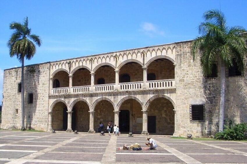 House of colon