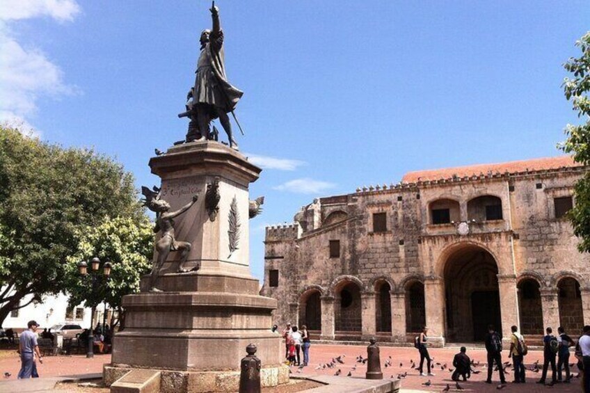 Walking Tour of the Historic Area of Santo Domingo