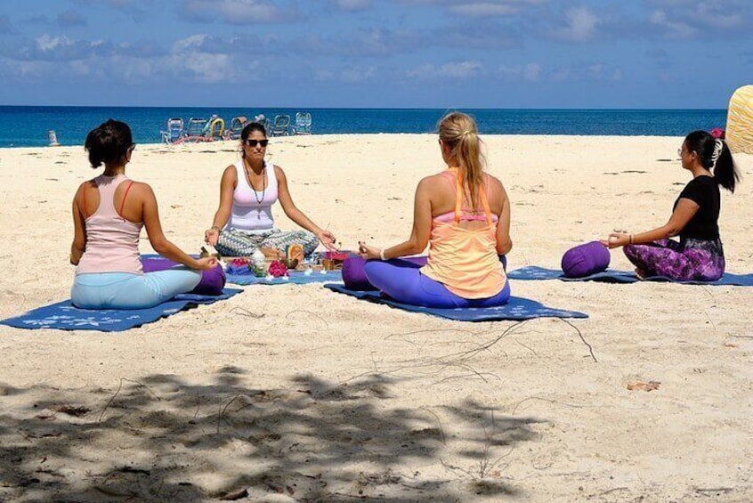 Sound healing & meditation session at Eagle Beach