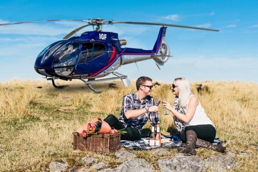 1-Hour Private Heli-Picnic Tour in Kaikoura