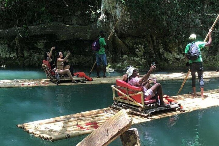 Tour from Montego Bay to Martha Brae River Rafting & Blue Hole/Secret Falls