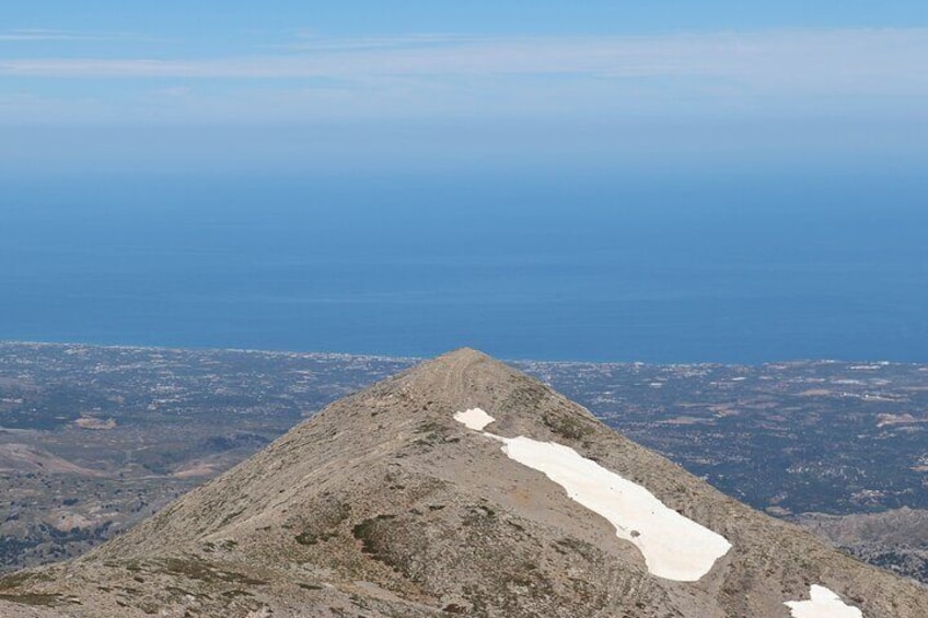 6 Hour Hiking in Psiloritis Mountain