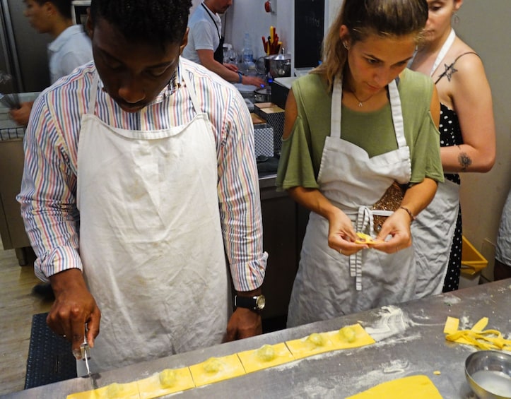 Handmade Pasta & typical Dessert Cooking Class with Lunch