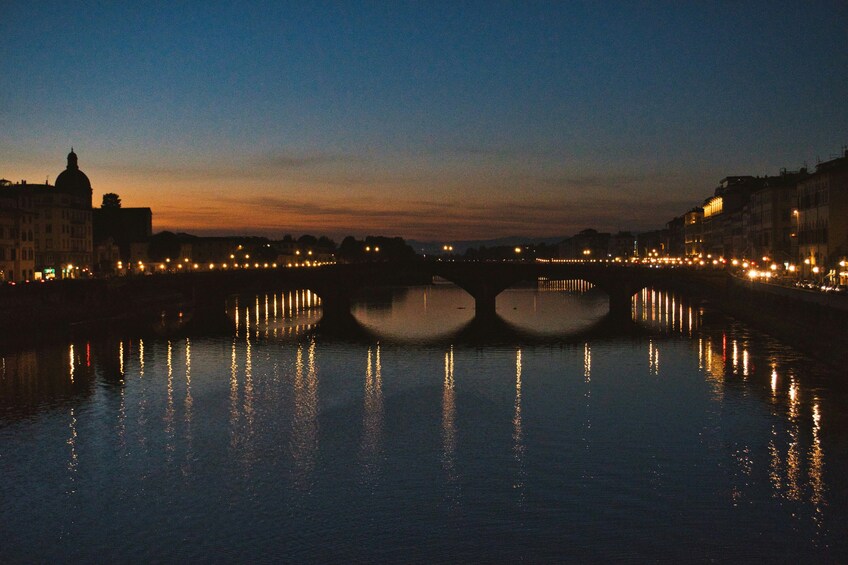 Pizza Dinner and Italian Opera Arias Concert in Florence