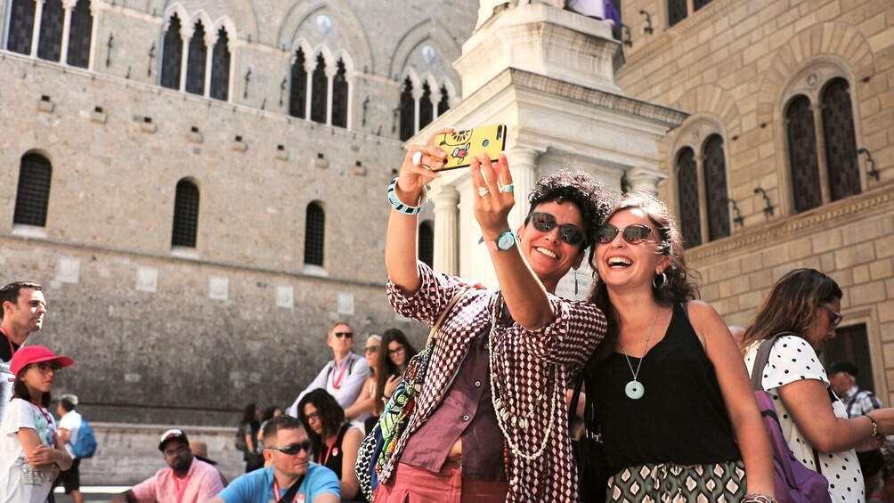 Tuscan Jewels Tour: Siena, San Gimignano, Chianti and Pisa
