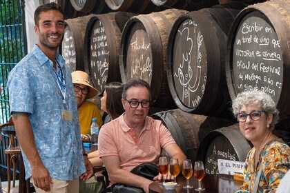 Guided tour of Malaga with tasting of typical products