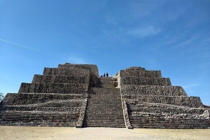 Canada de la Virgen Pyramids and San Miguel de Allende
