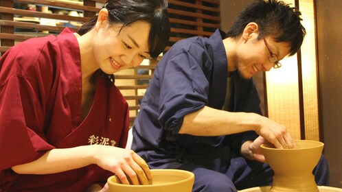 Traditional Pottery-Making Workshop in Omotesando