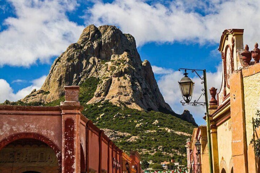 Visit the Pueblo Magico Bernal departure from San Miguel de Allende