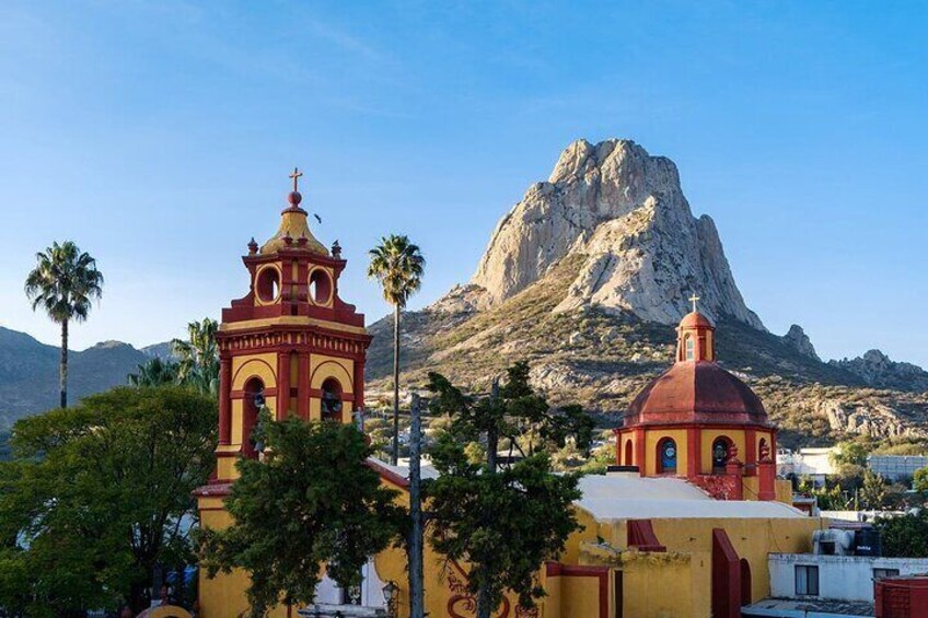 Visit the Pueblo Magico Bernal departure from San Miguel de Allende