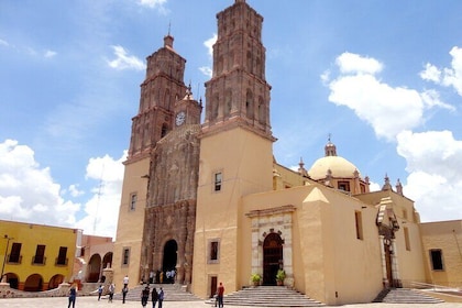 Tour to Dolores Hidalgo and Atotonilco from San Miguel de Allende