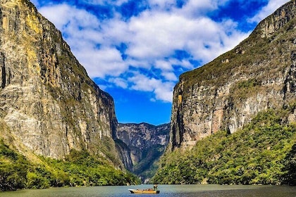 Tour to the Viewpoints, Sumidero Canyon and Chiapa de Corzo