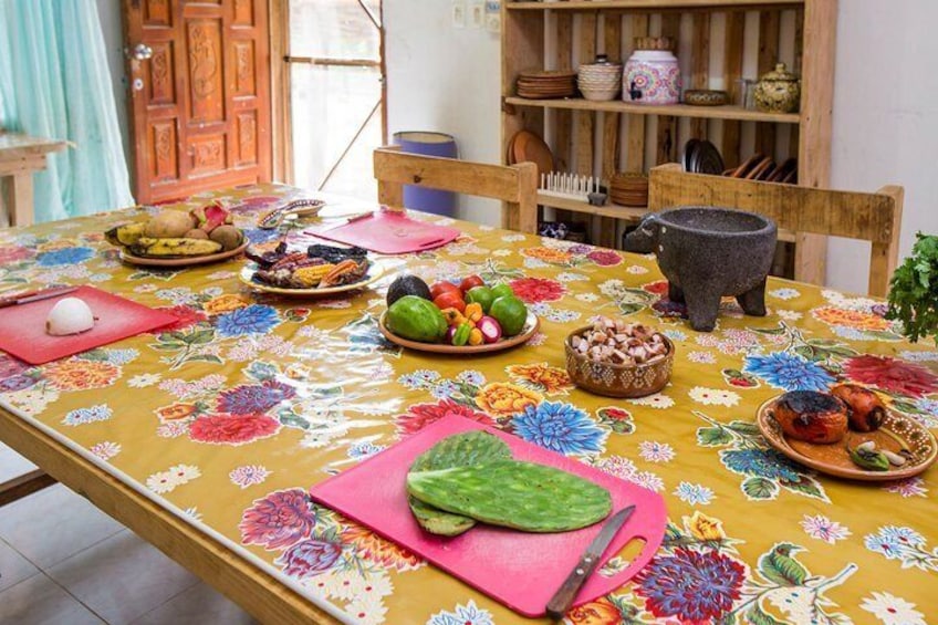 Mexican Cooking from Scratch and Mezcal Tasting in a Local Home