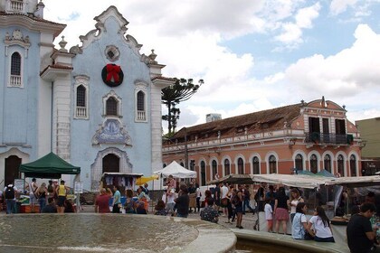 Walk through the historical and cultural center of Curitiba