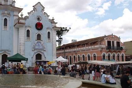 Walk through the historical and cultural centre of Curitiba
