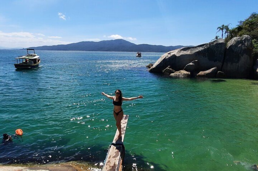 Praia do Cação with photos and visit to the Sea Lions By Zimbros Ecotour