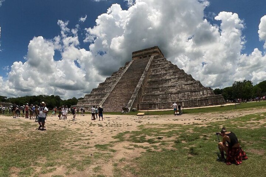 Chichen Itza and Ghost Town Cenote Tour (Holbox - Yucatan)