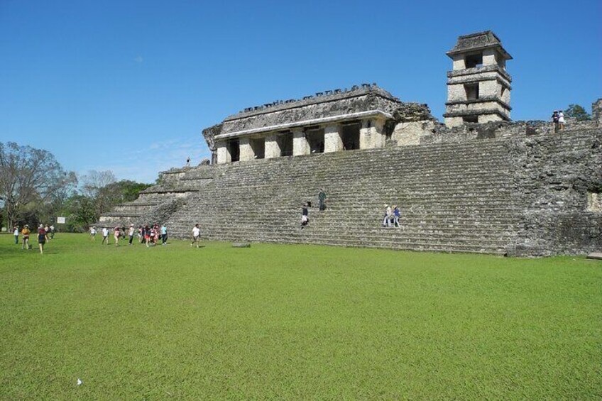 Tour Archaeological Zone and Roberto Barrios Waterfall from Palenque