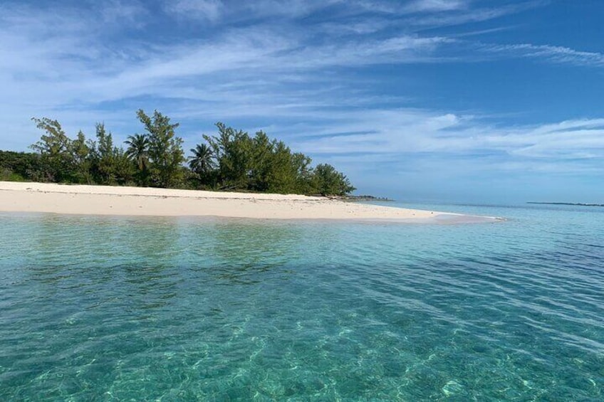 Private Island Hopping Boat Tour with Snorkeling with Turtles