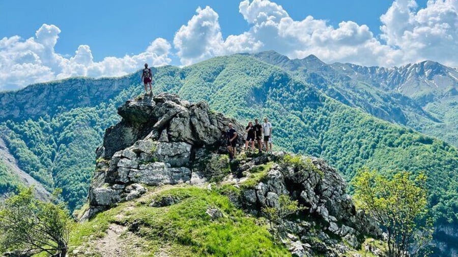 Lukomir Trek