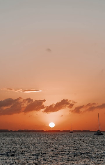 Isla Mujeres Sunset Cruise Tour from Cancun