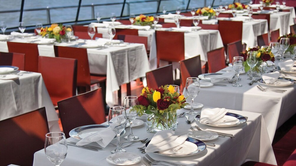 bateaux new york brunch cruise