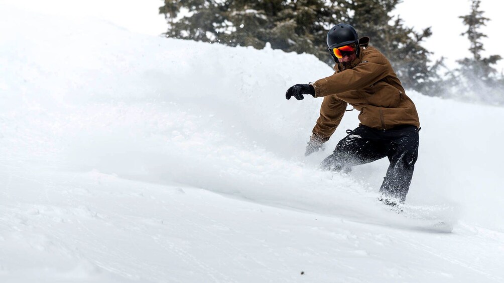 Cargar ítem 5 de 5. Beaver Creek Snowboarding activity