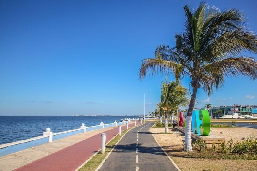 Tour to the Marine Fountains in Campeche