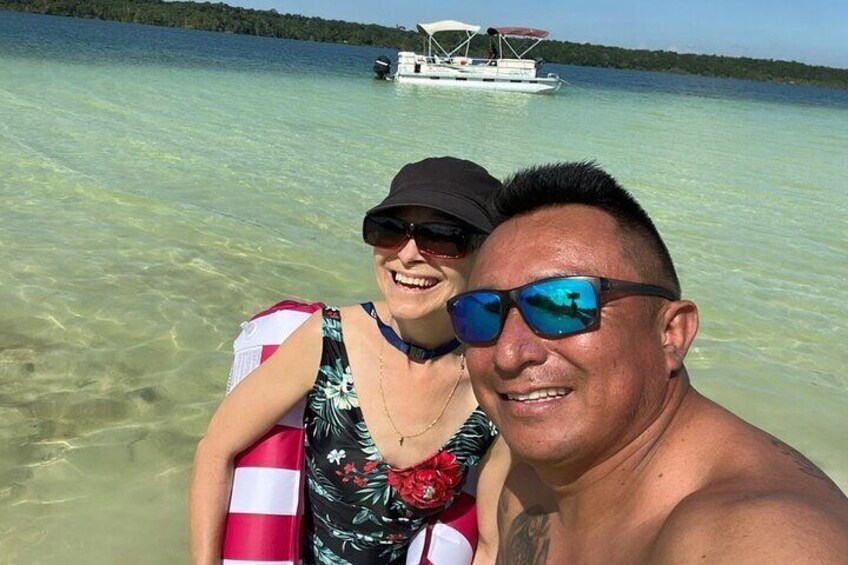 Wednesday Bacalar lagoon- Chill & Sip