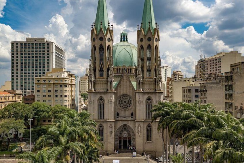 Downtown São Paulo's Epic History: A Self-Guided Audio Tour