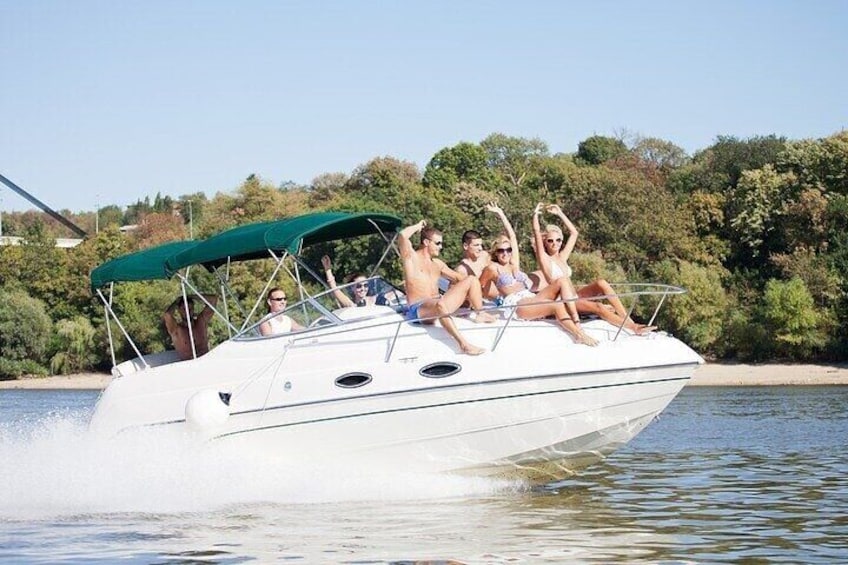 Private Boat Tour In Santos and Guarujá – Full Day Tour With Food And Drinks