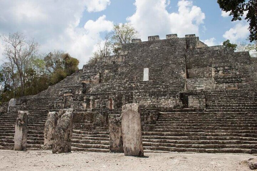 Tour to Calakmul and Balamkú. From Campeche