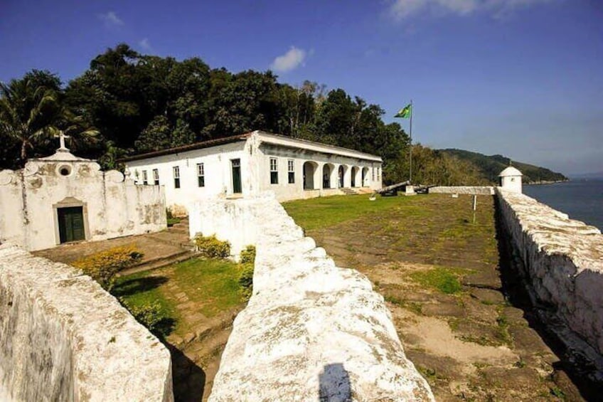 Santos and Guarujá Beaches Full-Day Private Boat Tour