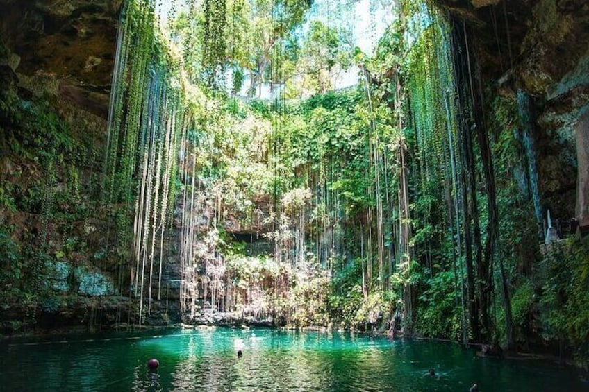 1-Day Tour to the Cenotes of Santa Bárbara from Mérida