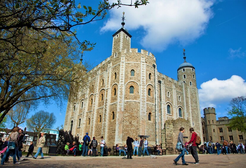 London for Families: Tower of London & Thames River Cruise