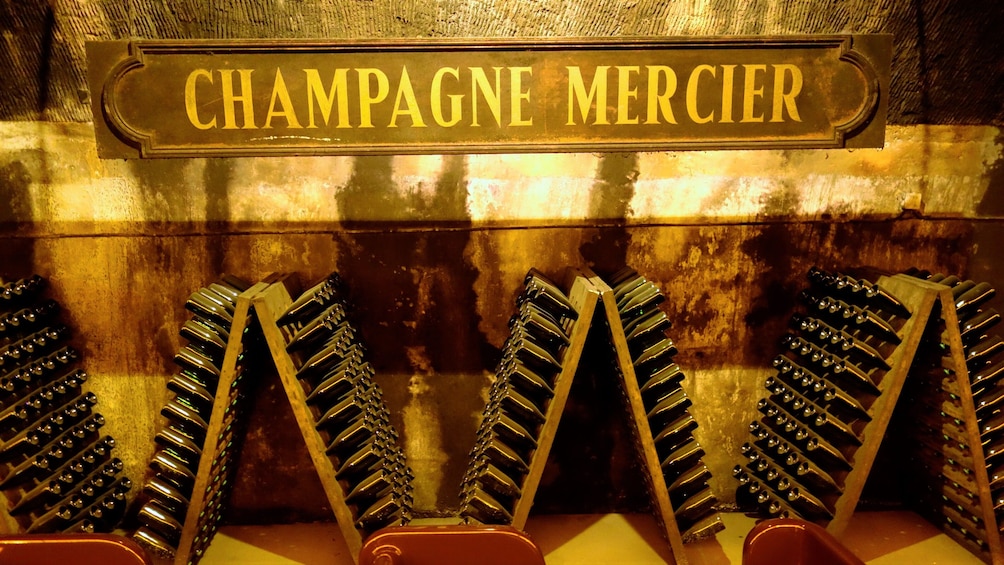 Charger l’élément 5 sur 10. Champagne Trip with Nicolas Feuillatte Tasting from Paris