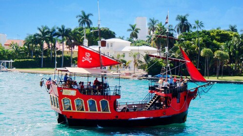 El Loro Pirate Ship Cruise - Miami | Expedia