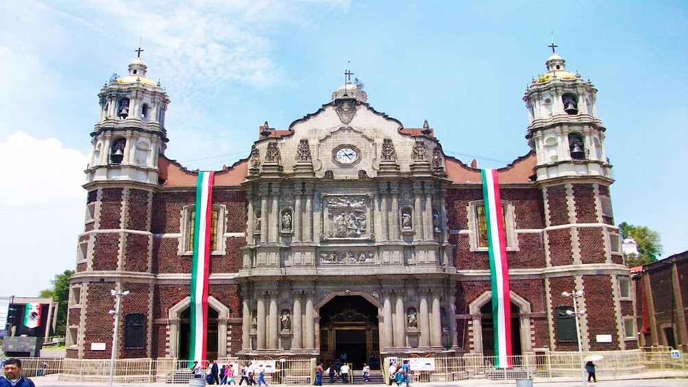 Half-Day Tour of Basilica of Our Lady of Guadalupe