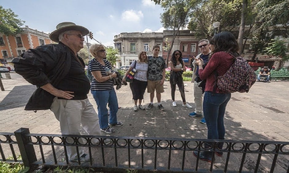Guided Colonia Roma Foodie Tour with Tastings